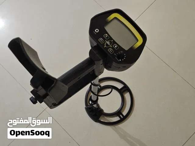 مكتشف المعادن والآثار