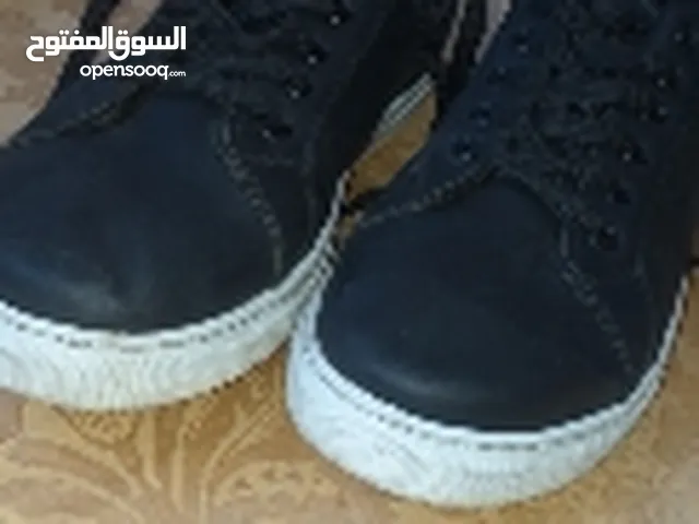 38 Casual Shoes in Tétouan