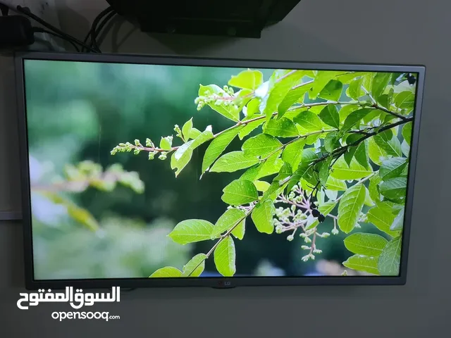 LG Smart 32 inch TV in Jazan