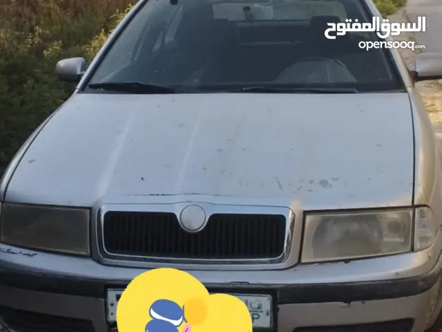 سكودا اوكتافيا 2002