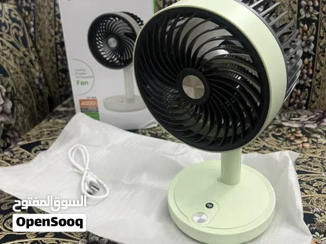 مروحة مكتب صغيرة قابلة للشحن من ماركة Duration Power، وموديلها DP-7639.