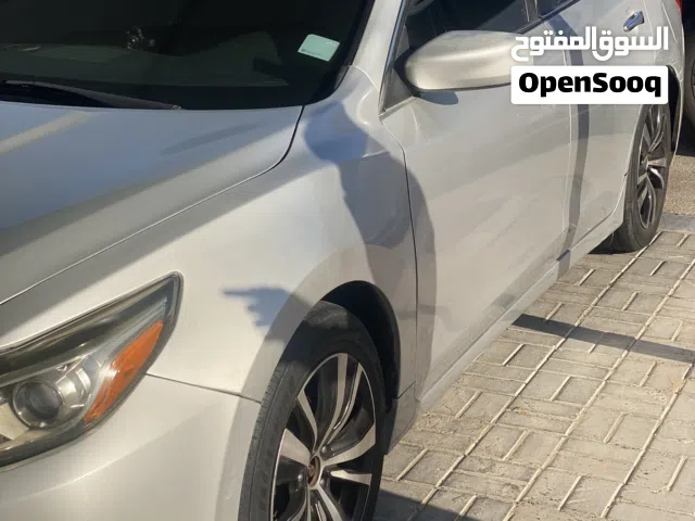 2016 نيسان التيما SV