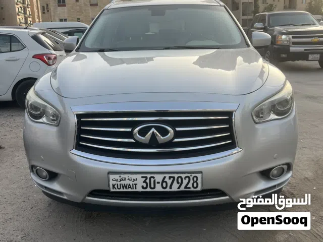 جيب انفنتى QX60 موديل 2015 بحالة ممتازة