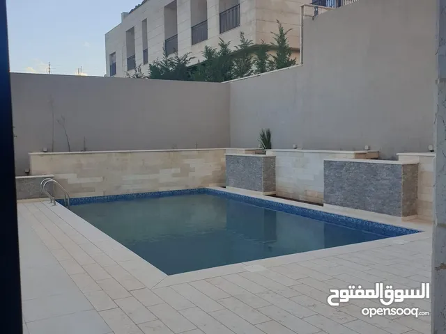 830m2 4 Bedrooms Villa for Sale in Amman Al-Thuheir