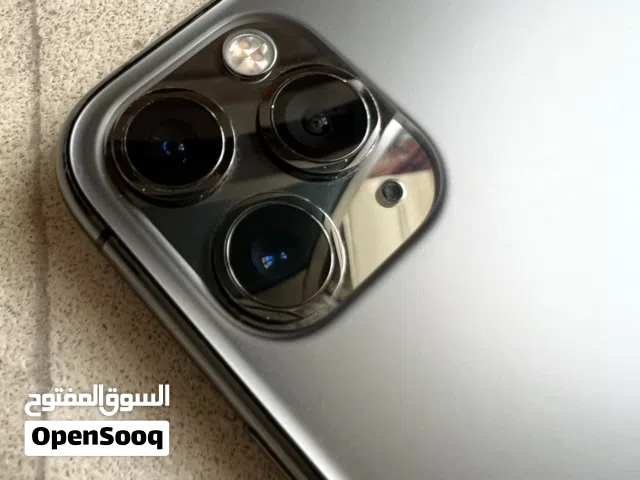 Apple iPhone 11 Pro 256 GB in Sana'a
