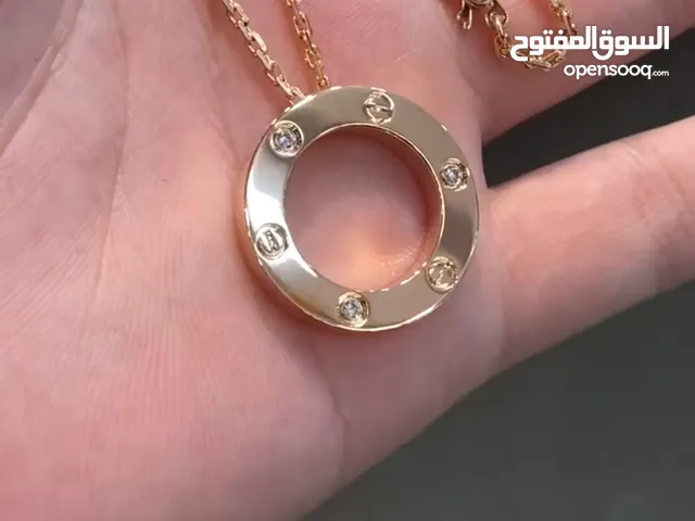 قلادة كارتي لوف