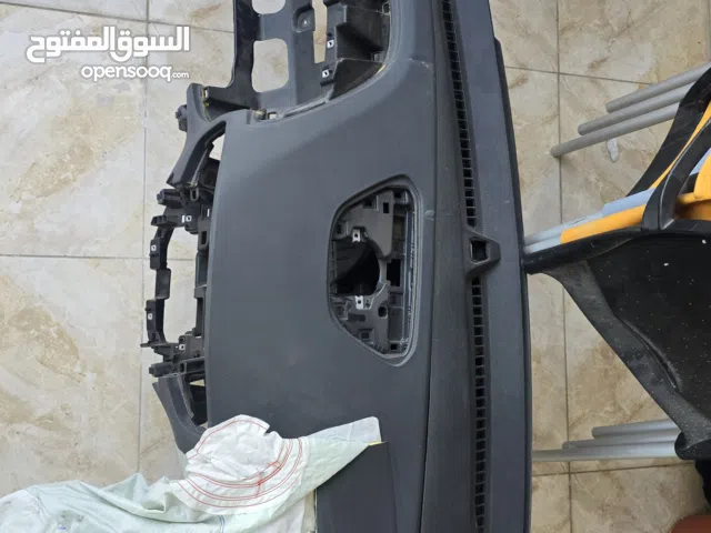 تابلو هونداي ايونيك 2018 اصلي للبيع (مستعمل) التابلو نظيف جدا لكن الايرباغ فاتح فيه