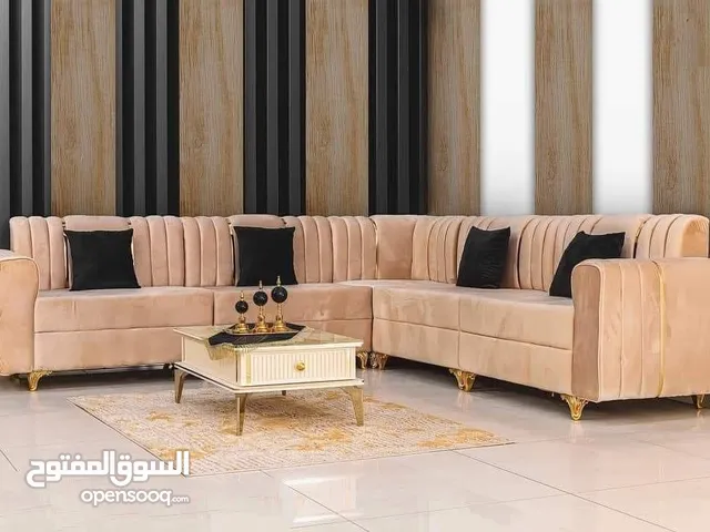 بسم الله ماشاء الله شركت الرياذا توفر لكم صالونات كنب وجلسات بأسعار مناسبه للجميع فخامه وراحه للزبون