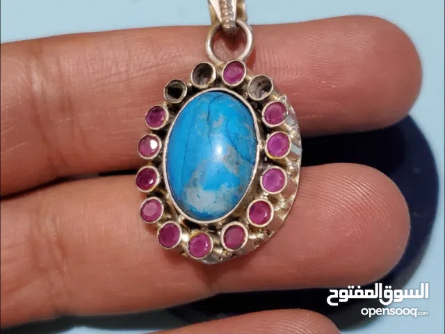 فص فيروز طبيعي ومرصع بياقوت طبيعي مضمون 100%