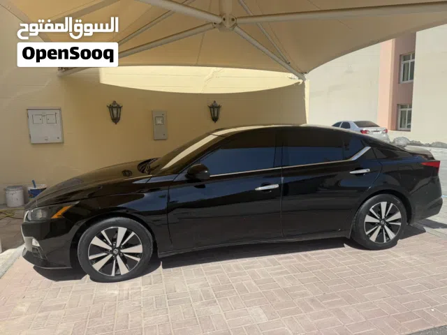 2022 نيسان التيما SV