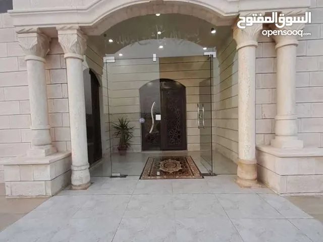 260 m2 3 Bedrooms Townhouse for Sale in Amman Al-Abdaliya