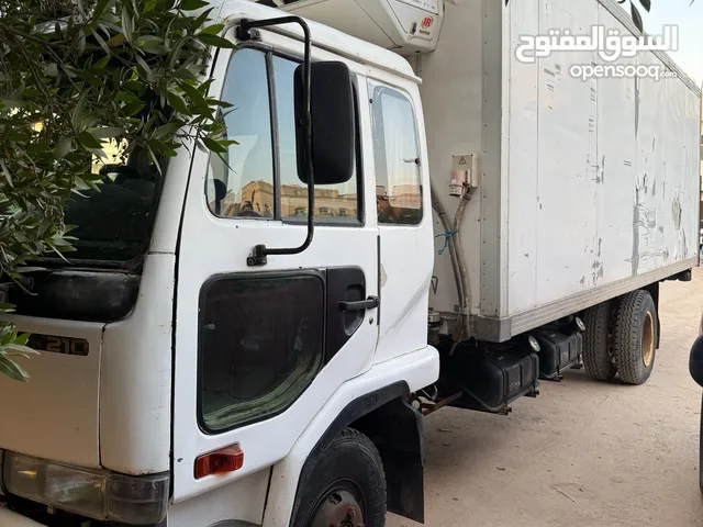 ثلاجة براد نيسان 10 طن