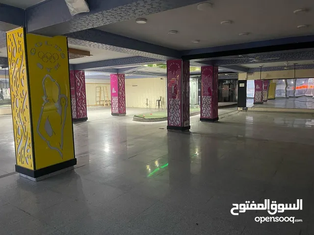 قاعات طوابق متعددة للايجار على الشارع العام في زيونة شارع الربيعي