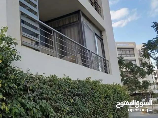 162 m2 3 Bedrooms Villa for Sale in Cairo Fifth Settlement
