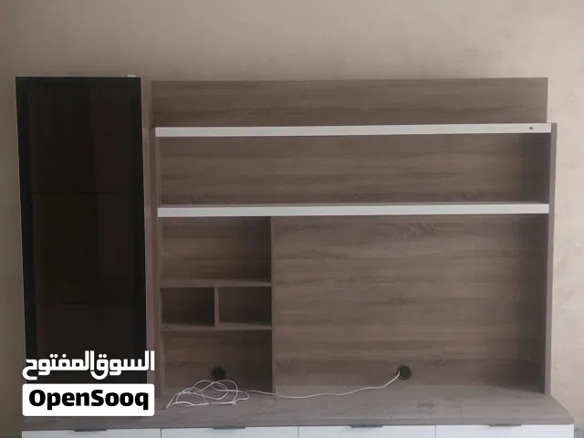 مكتبة تلفزيون بحالة الوكالة للبيع