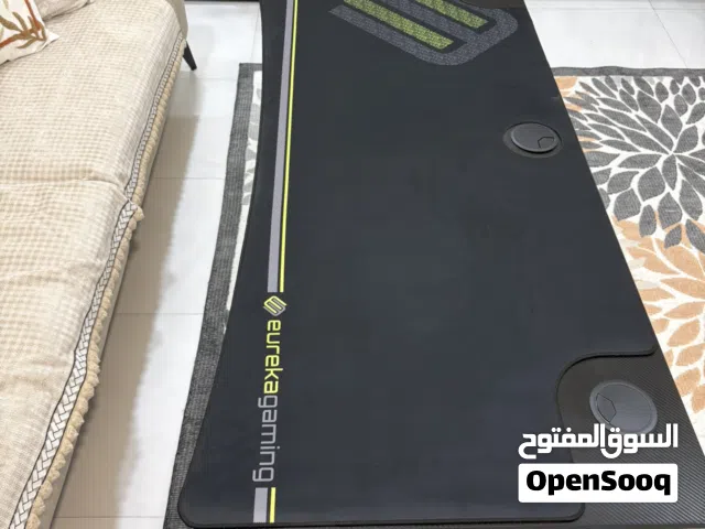 ميز كمبيوتر