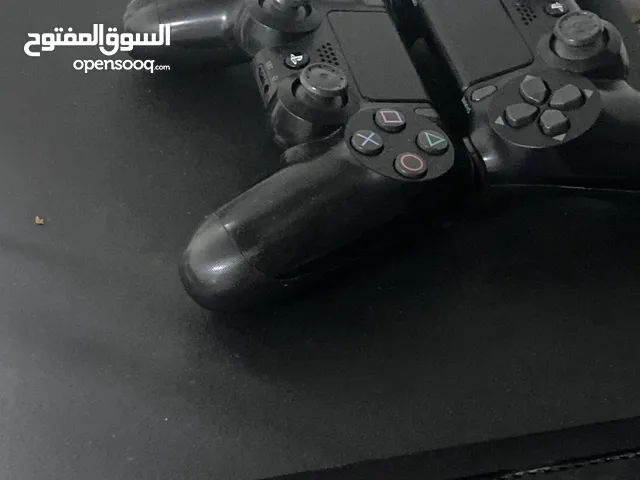 سوني 4 في حسابين ‏الحسابين إلى Fortnite و Minecraft وحساب Fortnite في سكن  و يجي معا كيب الشحن .....