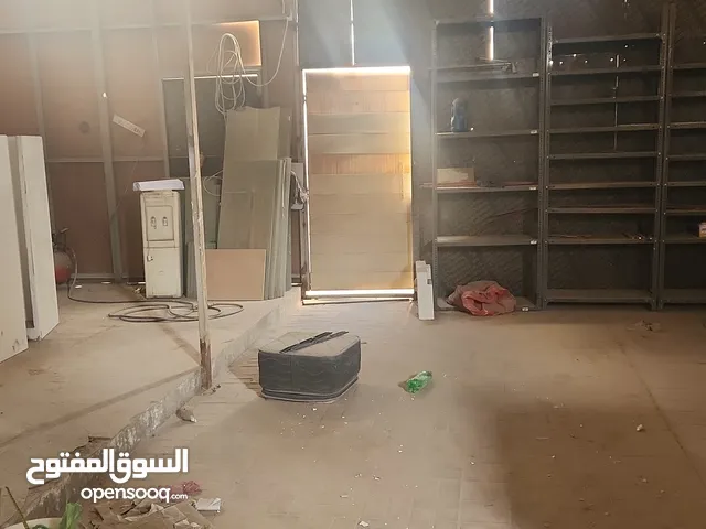 مستودع مصفح الصناعية
