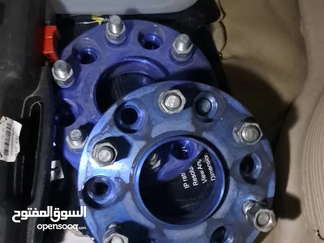 فلنجات تركب على التاهو و اليوكن تحول من خمس لي شت براغي