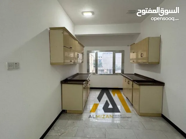 130 m2 2 Bedrooms Apartments for Rent in Basra Sana'a