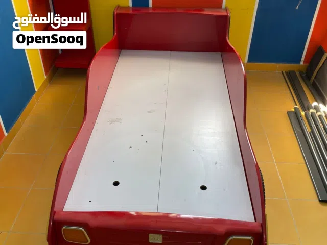 تخت سيارة سباق (للبيع)