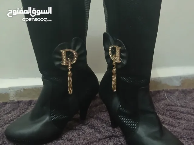 Black With Heels in Amman