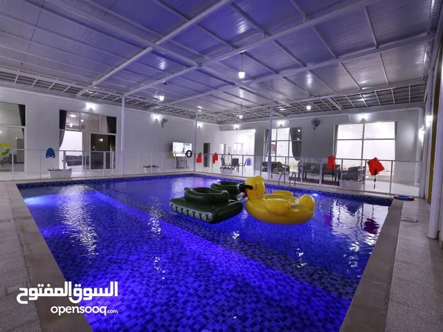 4 Bedrooms Chalet for Rent in Sharjah Other