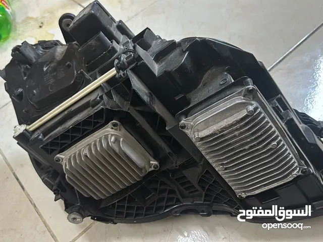 اضواء مرسيدس كلاس 212 امامي للبيع