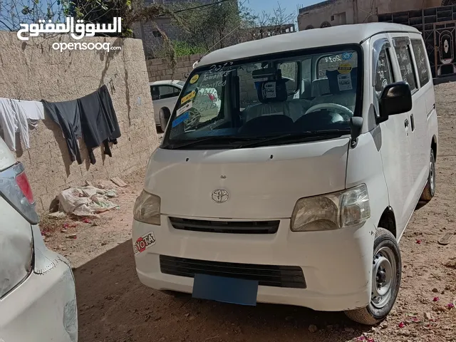 Used Toyota Voxy in Sana'a