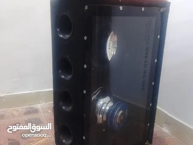 جهاز امبليفير بحال الوكالة سماعتين 8 انش مع صندوق زجا ج مقوى مستخدم أقل من شهر للبيع