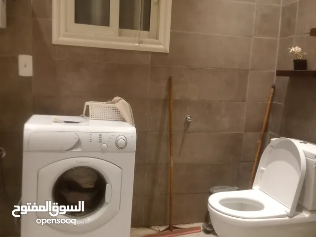 غسالة اريستون وسخان استعمال شهر