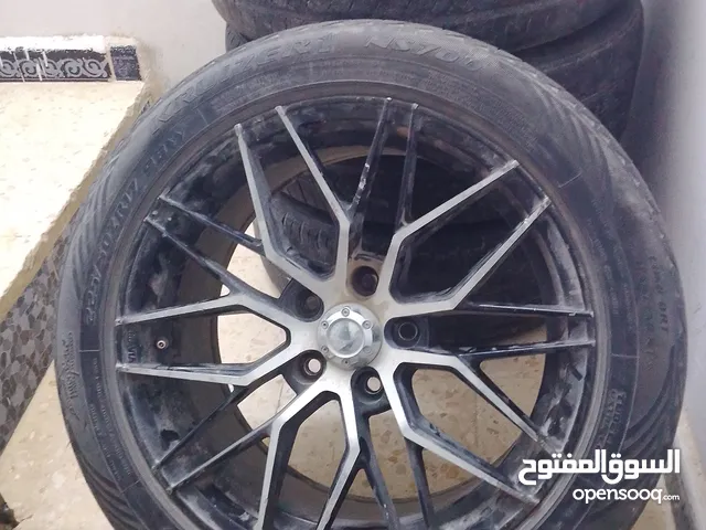 جنطات 17 مع كاشوك للبيع بسعر 130 دينار