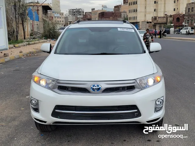 Used Toyota Highlander in Sana'a