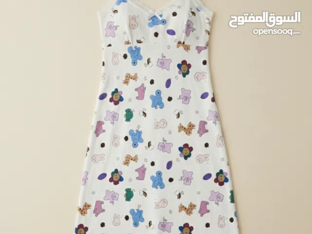 تشكيلة ملابس نسائية باسعار مافيش منها