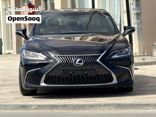 Lexus model 2019 gcc space accident free good condition full option