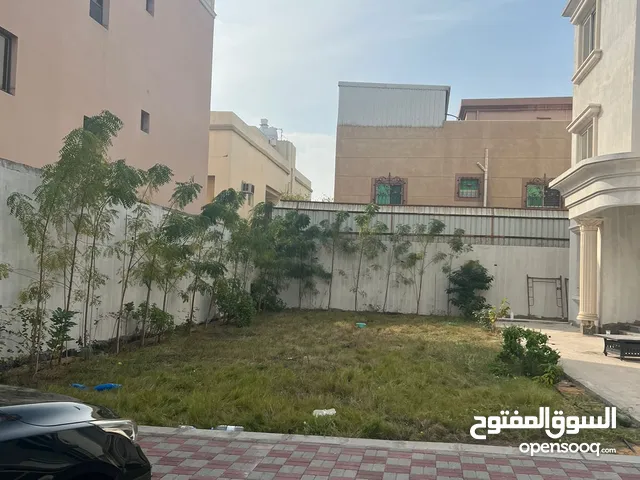 300 m2 More than 6 bedrooms Villa for Sale in Dammam Ash Shati Ash Sharqi