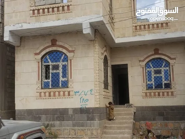 4m2 4 Bedrooms Villa for Sale in Sana'a Al-Huthaily