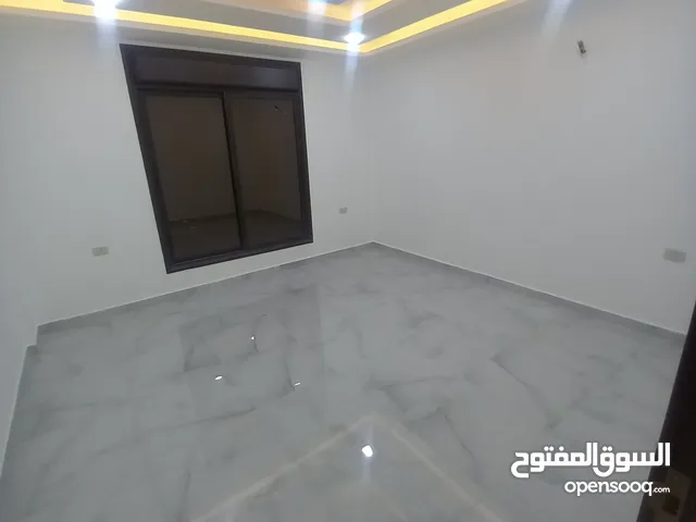 176 m2 3 Bedrooms Apartments for Sale in Zarqa Al Zarqa Al Jadeedeh