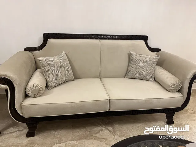 طقم كنبايات وطقم طربيزات