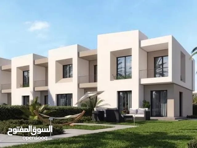 165 m2 4 Bedrooms Villa for Sale in Cairo Fifth Settlement
