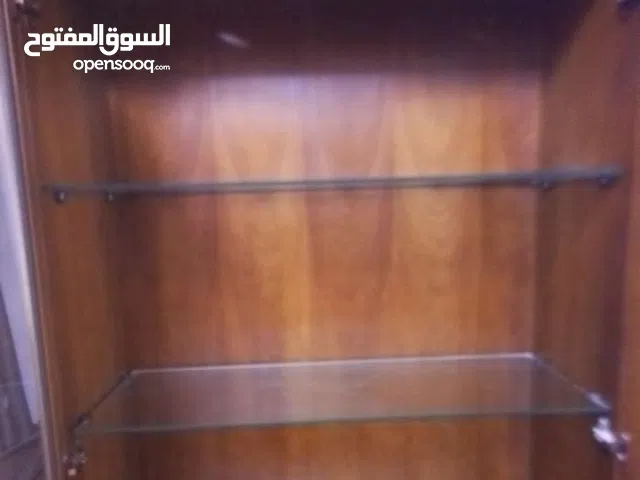 فضيه للبيع خشب ثقيل