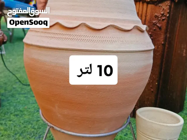 زير ماء فخار طبيعي بيرشح الماء مع القاعدة والحنفية المثبته بعدة احجام وخدمة التوصيل متوفرة
