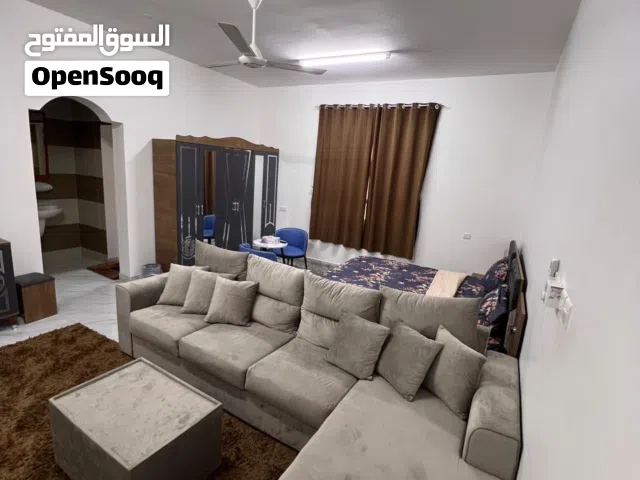 غرف إيجار يومي الموقع الخوض مقابل استاد السيب الرياضي السعر 10ريال