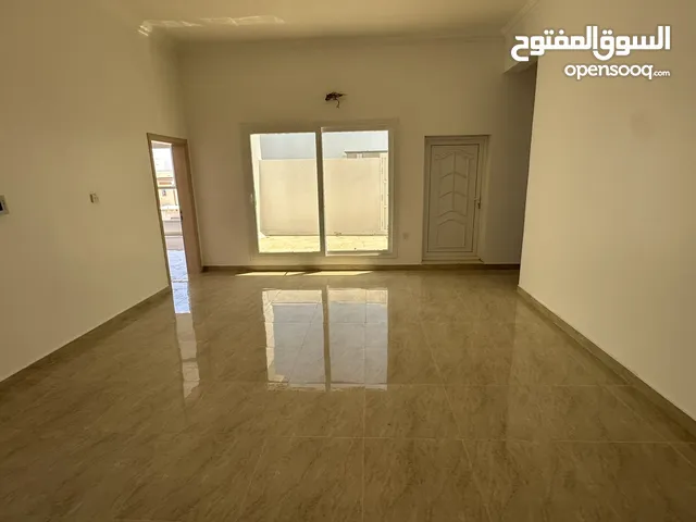 110 m2 2 Bedrooms Apartments for Rent in Muscat Al Maabilah