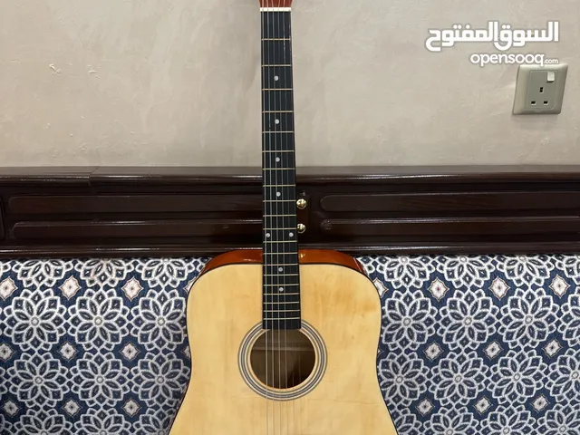 قيتار اكويستك acoustic guitar