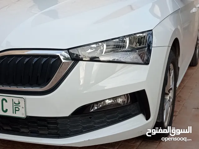 سكودا سكالا 2022 بنزين فحص نخب يعني لسه شركة و عداد قليل