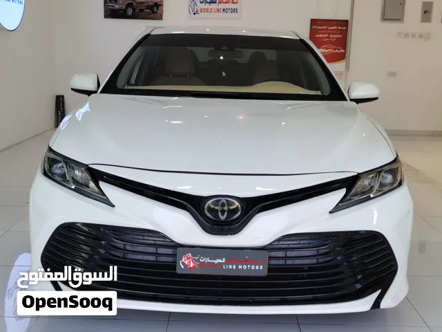 كامري 2018 LE سياره اعتماديه واقتصاديه و مريحه في القياده قوه وأداء اقتصادي وقوي شكل عصري ورياضي