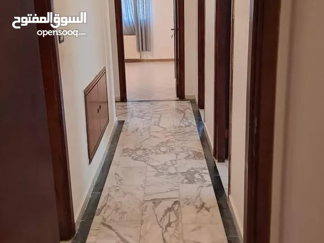 251 m2 4 Bedrooms Apartments for Rent in Amman Deir Ghbar