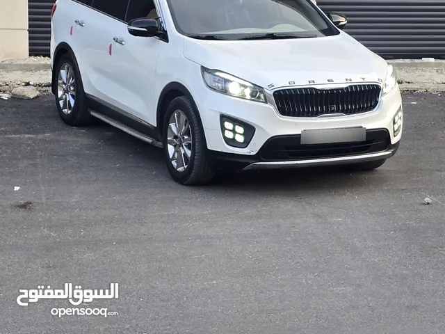 كيا سيورينتو 2016 دفع رباعي 4x4