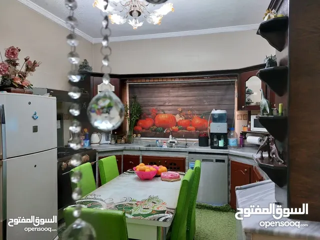 156 m2 4 Bedrooms Apartments for Sale in Zarqa Al Zarqa Al Jadeedeh